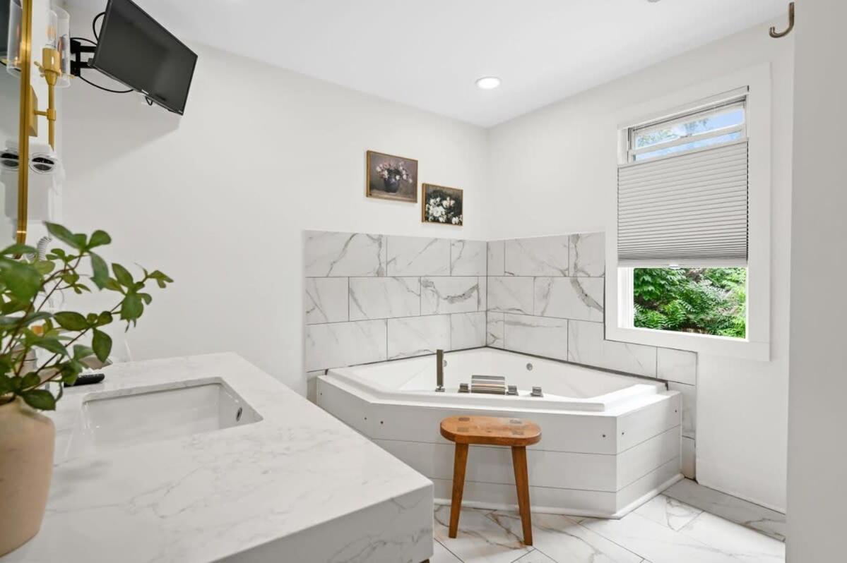 Bungalow On Main - Near Ark Williamstown Luaran gambar